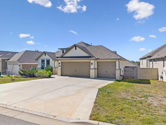 Property Slideshow image 2 of 27 | 543 orch, New Braunfels, TX, 78132