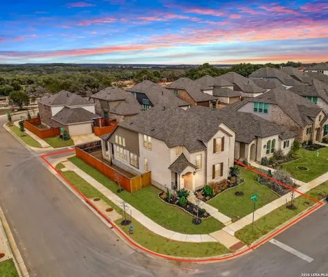 Property Slideshow image 3 of 47 | 1858 nettletree, New Braunfels, TX, 78132