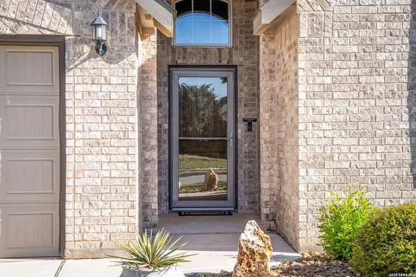 Property Slideshow image 2 of 31 | 2174 kiskadee dr, New Braunfels, TX, 78132