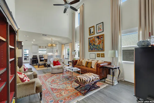 Property Slideshow image 2 of 10 | 2080 cowan, Newbraunfe, TX, 78132