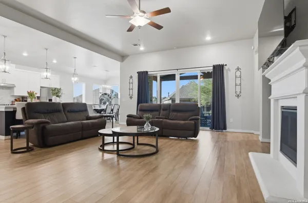 Property Slideshow image 3 of 15 | 442 orch, New Braunfels, TX, 78132