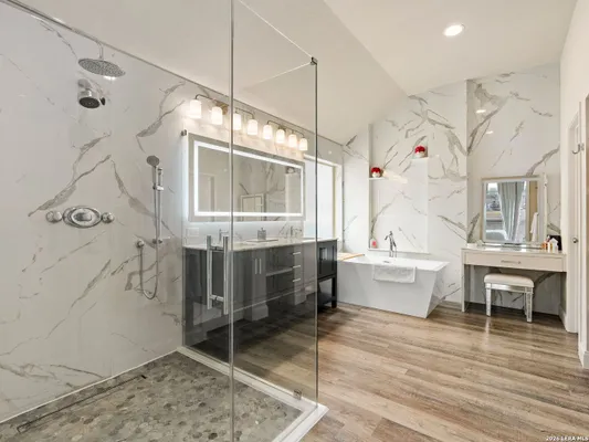 Property Slideshow image 3 of 40 | 1186 yaupon loop, New Braunfels, TX, 78132