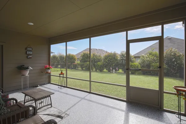 Property Slideshow image 3 of 10 | 9334 sundrop vly, Sanantonio, TX, 78254