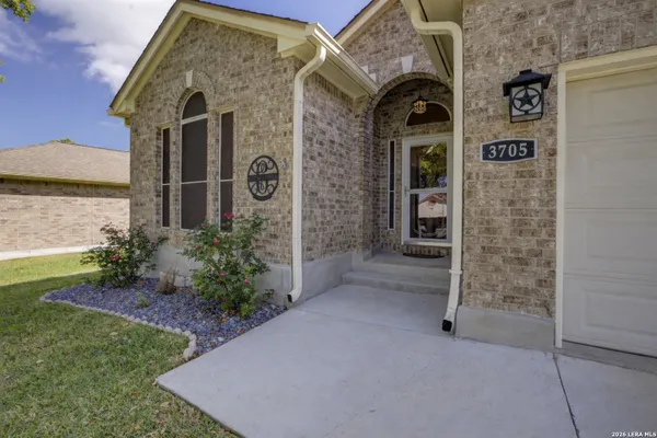 Property Slideshow image 3 of 28 | 3705 hillside, Schertz, TX, 78108