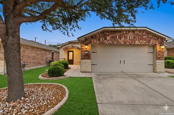 Property Slideshow image 2 of 32 | 12915 sand holly, San Antonio, TX, 78253