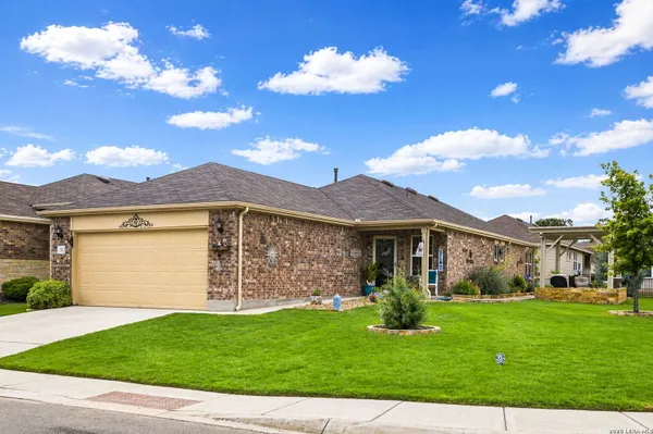 Property Slideshow image 2 of 22 | 3302 red falls rd, San Antonio, TX, 78253