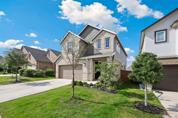 Property Slideshow image 3 of 32 | 2038 flametree ave, New Braunfels, TX, 78132