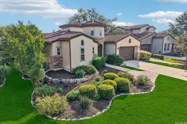 Property Slideshow image 2 of 65 | 22715 colibries, San Antonio, TX, 78261