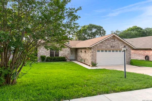 Property Slideshow image 3 of 37 | 3632 fox run, Schertz, TX, 78108