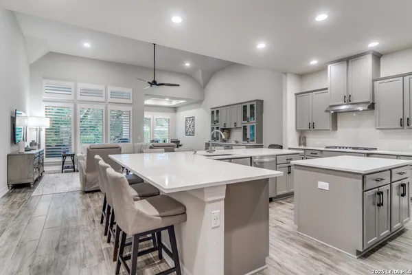 Property Slideshow image 3 of 24 | 28331 charlotte cv, San Antonio, TX, 78260