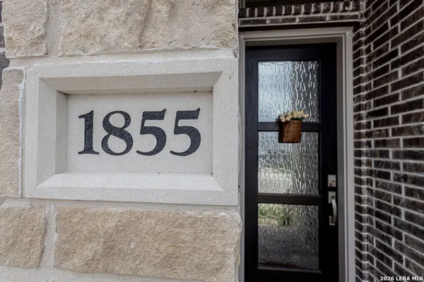 Property Slideshow image 3 of 25 | 1855 cowbird ave, New Braunfels, TX, 78132