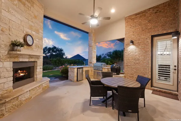 Property Slideshow image 3 of 47 | 1136 orange blossom, New Braunfels, TX, 78132