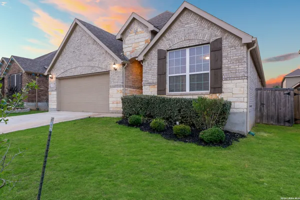 Property Slideshow image 2 of 38 | 2278 indigobush dr, New Braunfels, TX, 78132