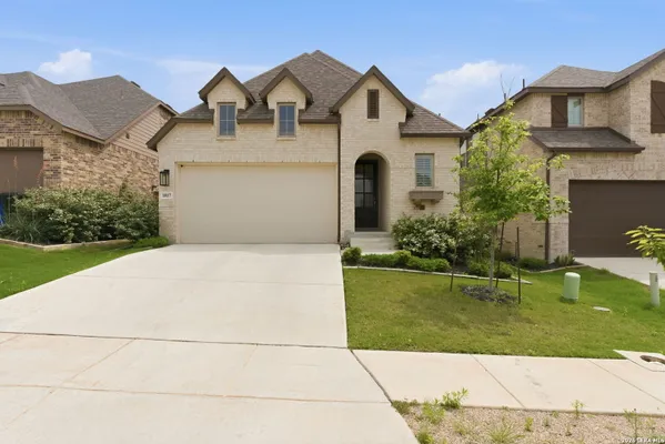 Property Slideshow image 2 of 32 | 1817 nettletree rd, New Braunfels, TX, 78132