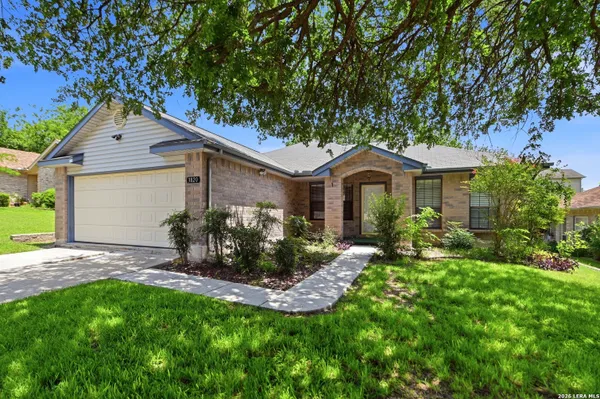 Property Slideshow image 3 of 20 | 3820 pheasant, Schertz, TX, 78108