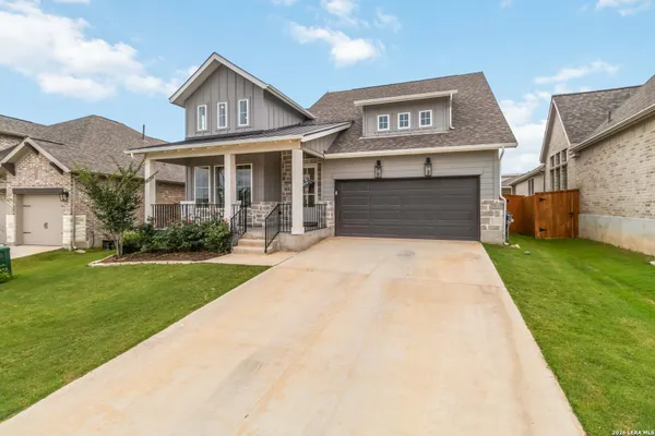 Property Slideshow image 3 of 43 | 612 vireos st, New Braunfels, TX, 78132