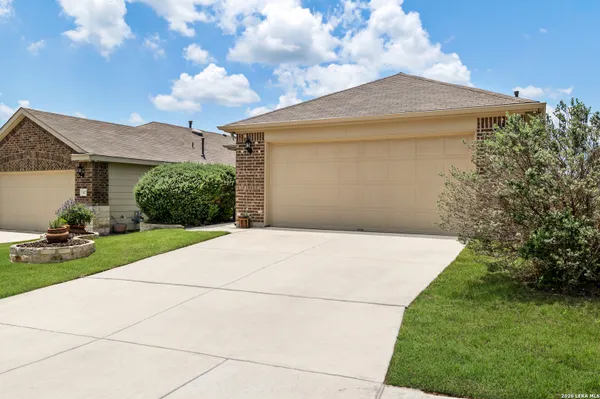 Property Slideshow image 2 of 41 | 3311 blossom row, San Antonio, TX, 78253