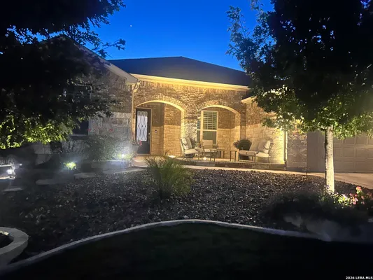 Property Slideshow image 3 of 30 | 3911 tangled spgs, San Antonio, TX, 78253