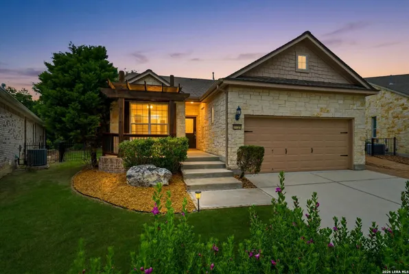 Property Slideshow image 2 of 38 | 12770 cascade hls, San Antonio, TX, 78253