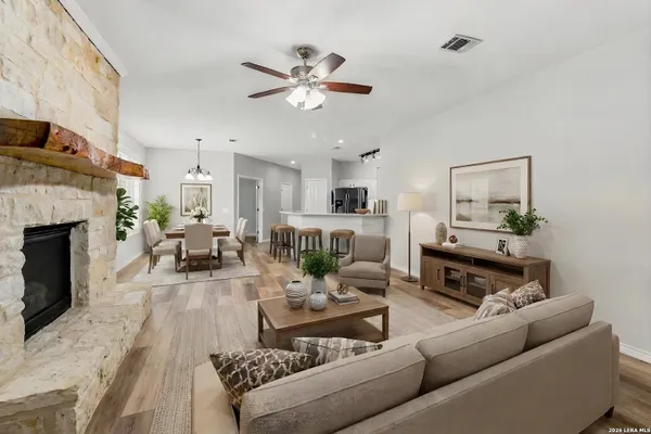 Property Slideshow image 2 of 10 | 12770 cascade hls, Sanantonio, TX, 78253