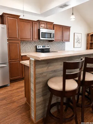 Property Slideshow image 3 of 10 | 3648 fox run, Schertz, TX, 78108