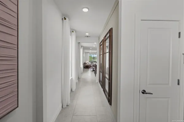Property Slideshow image 3 of 26 | 2271 pinyon dr, New Braunfels, TX, 78132