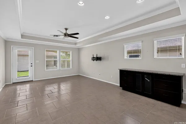 Property Slideshow image 2 of 10 | 3538 grant rpds, Sanantonio, TX, 78253