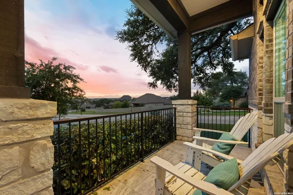 Property Slideshow image 2 of 45 | 1303 yaupon loop, New Braunfels, TX, 78132