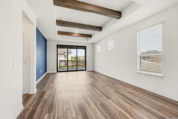 Property Slideshow image 2 of 20 | 2091 green ash, New Braunfels, TX, 78132
