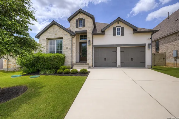 Property Slideshow image 2 of 66 | 480 tobacco pass, New Braunfels, TX, 78132