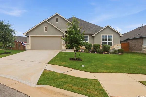 Property Slideshow image 2 of 35 | 2262 hoja, New Braunfels, TX, 78132