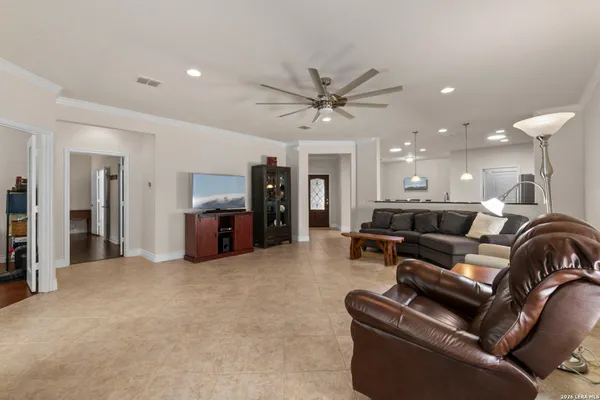 Property Slideshow image 3 of 10 | 4038 deep riv, Sanantonio, TX, 78253