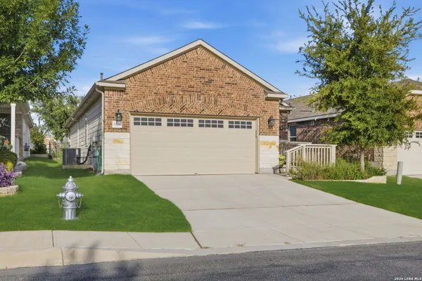 Property Slideshow image 2 of 10 | 3326 blossom row, Sanantonio, TX, 78253