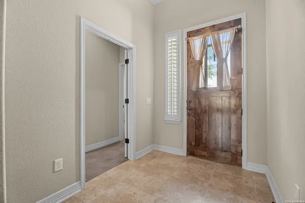 Property Slideshow image 2 of 10 | 114 gaucho, Boerne, TX, 78006
