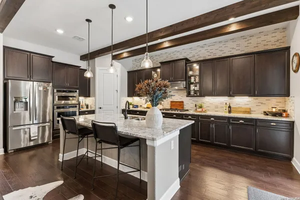 Property Slideshow image 3 of 10 | 117 dashing sycamore, San_marcos, TX, 78666