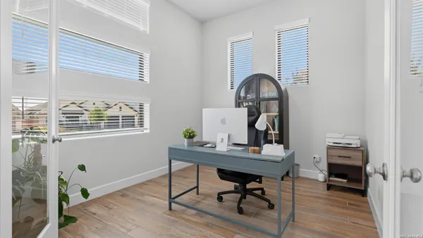 Property Slideshow image 3 of 10 | 613 meade st, Newbraunfe, TX, 78132