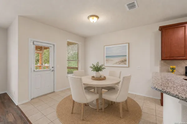 Property Slideshow image 3 of 10 | 4126 warm winds, Sanantonio, TX, 78253