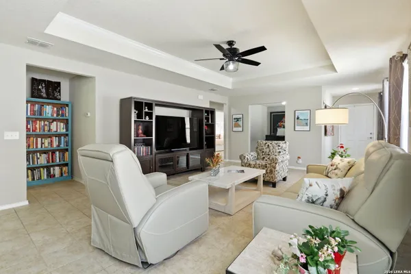Property Slideshow image 3 of 10 | 12827 sand holly, Sanantonio, TX, 78253