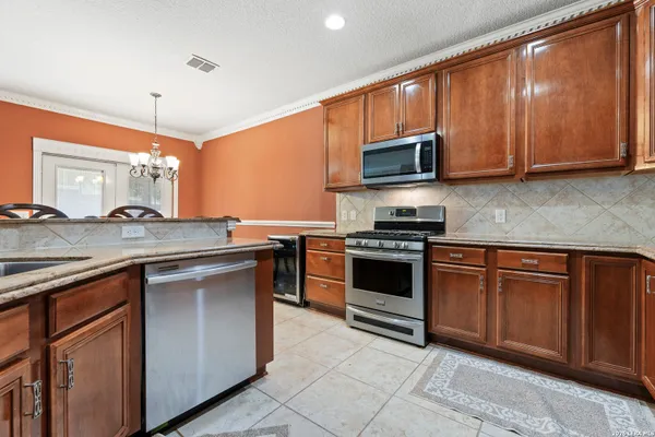Property Slideshow image 2 of 10 | 4239 warm winds, Sanantonio, TX, 78253
