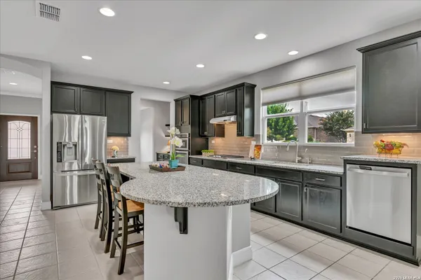 Property Slideshow image 3 of 10 | 3603 ringgold trl, Sanantonio, TX, 78253