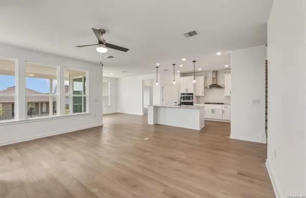 Property Slideshow image 2 of 10 | 629 dayflower, Newbraunfe, TX, 78132
