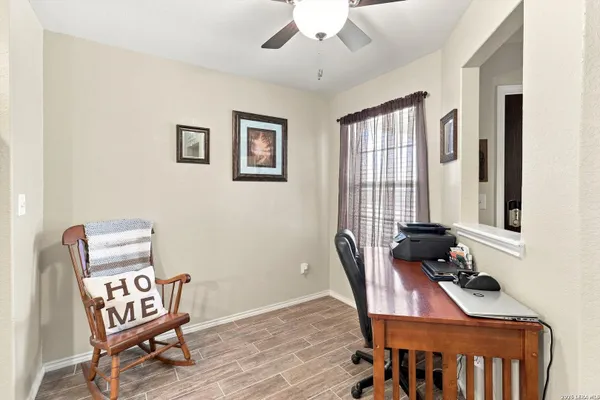 Property Slideshow image 3 of 10 | 3302 red fls, Sanantonio, TX, 78253