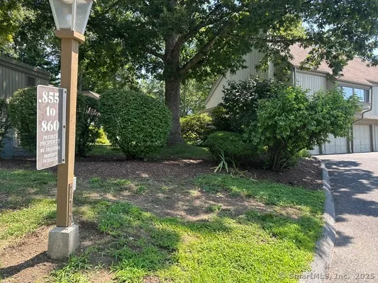 Property Slideshow image 3 of 21 | 859 heritage vlg b, Southbury, CT, 06488