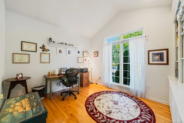 Property Slideshow image 2 of 40 | 185 country club dr # 185, Oxford, CT, 06478