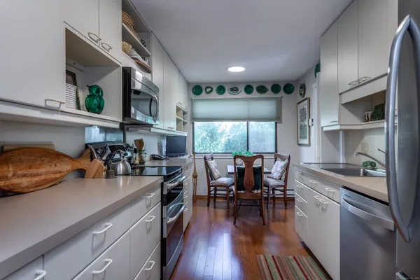 Property Slideshow image 2 of 16 | 575 heritage vlg a, Southbury, CT, 06488