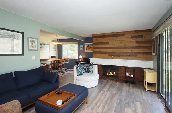 Property Slideshow image 3 of 24 | 192 heritage vlg c, Southbury, CT, 06488