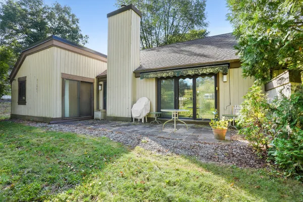 Property Slideshow image 3 of 40 | 626 heritage vlg, Southbury, CT, 06488