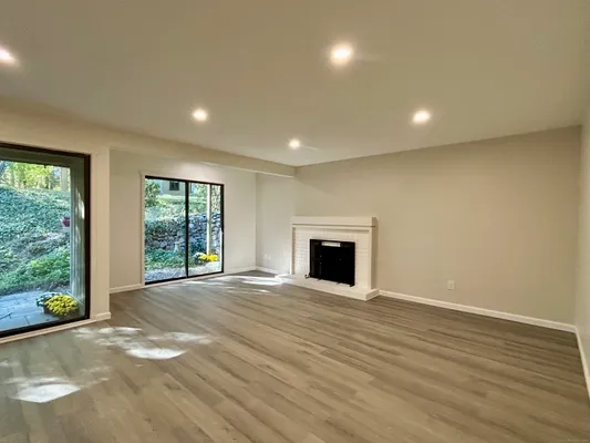 Property Slideshow image 2 of 17 | 114 heritage vlg c, Southbury, CT, 06488