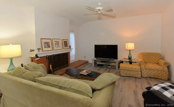 Property Slideshow image 3 of 19 | 264 heritage vlg b, Southbury, CT, 06488