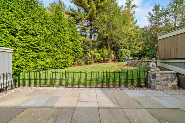 Property Slideshow image 3 of 39 | 966 heritage vlg a, Southbury, CT, 06488